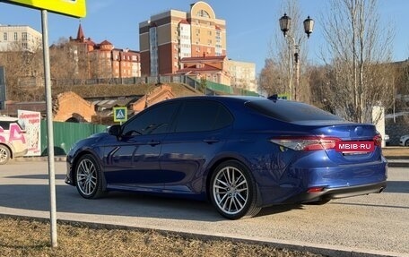 Toyota Camry, 2021 год, 3 350 000 рублей, 8 фотография