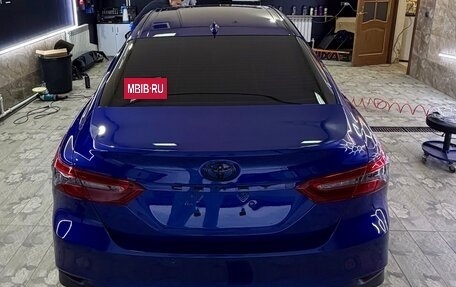 Toyota Camry, 2021 год, 3 350 000 рублей, 7 фотография