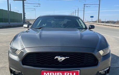 Ford Mustang VI рестайлинг, 2016 год, 3 350 000 рублей, 1 фотография
