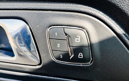 Ford Mustang VI рестайлинг, 2016 год, 3 350 000 рублей, 20 фотография