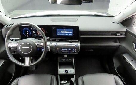 Hyundai Kona, 2023 год, 2 080 000 рублей, 7 фотография