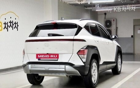 Hyundai Kona, 2023 год, 2 080 000 рублей, 4 фотография