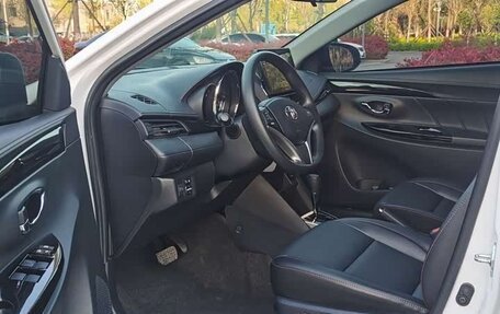 Toyota Yaris XP150 рестайлинг, 2023 год, 1 250 000 рублей, 9 фотография