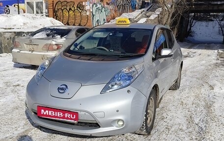 Nissan Leaf I, 2012 год, 470 000 рублей, 2 фотография