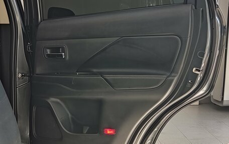 Mitsubishi Outlander III рестайлинг 3, 2014 год, 1 750 000 рублей, 32 фотография