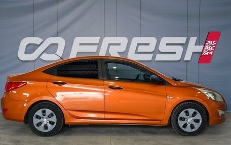 Hyundai Solaris II рестайлинг, 2015 год, 1 049 000 рублей, 5 фотография