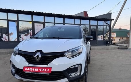 Renault Kaptur I рестайлинг, 2019 год, 1 850 000 рублей, 1 фотография