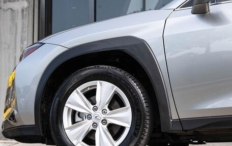 Lexus UX I, 2022 год, 4 300 009 рублей, 8 фотография