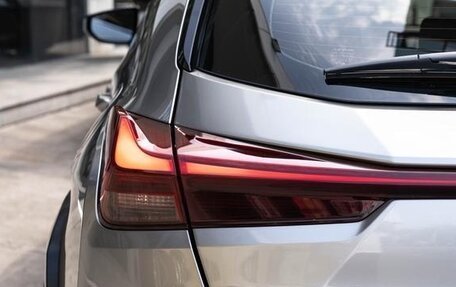 Lexus UX I, 2022 год, 4 300 009 рублей, 6 фотография