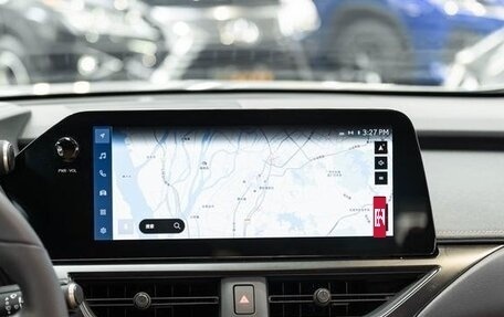 Lexus UX I, 2022 год, 4 300 009 рублей, 19 фотография