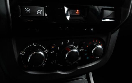 Renault Duster I рестайлинг, 2017 год, 1 454 000 рублей, 16 фотография