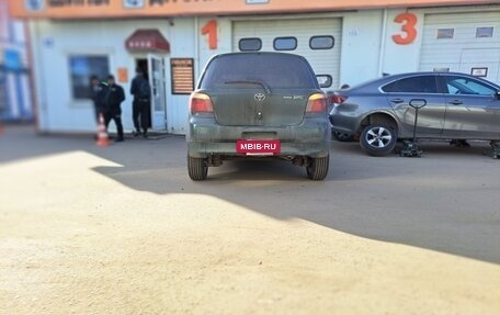 Toyota Yaris I рестайлинг, 1999 год, 715 000 рублей, 10 фотография