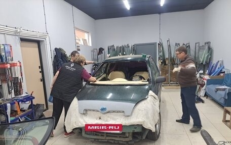 Toyota Yaris I рестайлинг, 1999 год, 715 000 рублей, 13 фотография