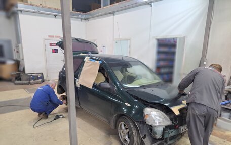 Toyota Yaris I рестайлинг, 1999 год, 715 000 рублей, 18 фотография