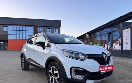 Renault Kaptur I рестайлинг, 2019 год, 1 850 000 рублей, 2 фотография