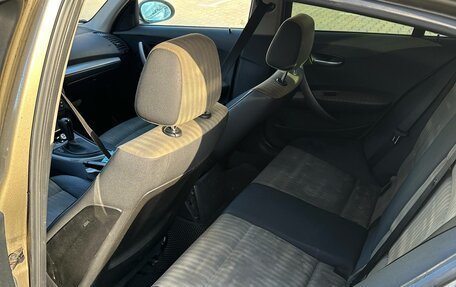 BMW 1 серия, 2006 год, 630 000 рублей, 6 фотография