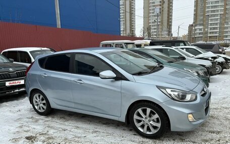 Hyundai Solaris II рестайлинг, 2012 год, 760 000 рублей, 3 фотография