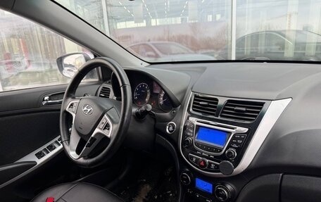 Hyundai Solaris II рестайлинг, 2012 год, 760 000 рублей, 5 фотография