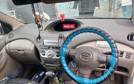 Toyota Platz, 2003 год, 320 000 рублей, 7 фотография