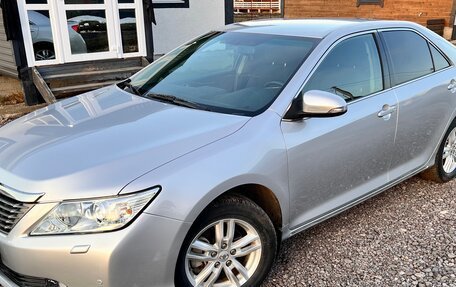 Toyota Camry, 2012 год, 1 670 000 рублей, 4 фотография