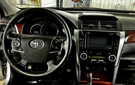 Toyota Camry, 2012 год, 1 670 000 рублей, 14 фотография