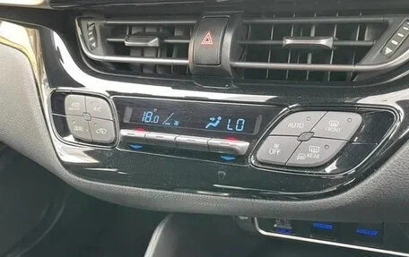 Toyota C-HR I рестайлинг, 2022 год, 1 830 060 рублей, 15 фотография