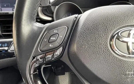 Toyota C-HR I рестайлинг, 2022 год, 1 830 060 рублей, 12 фотография