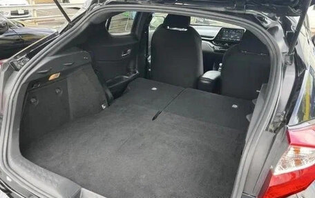 Toyota C-HR I рестайлинг, 2022 год, 1 830 060 рублей, 21 фотография