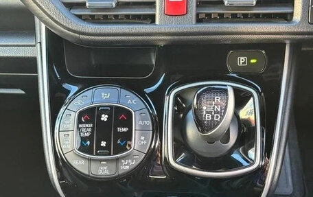 Toyota Voxy III, 2020 год, 1 999 060 рублей, 19 фотография