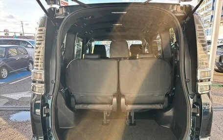 Toyota Voxy III, 2020 год, 1 999 060 рублей, 31 фотография