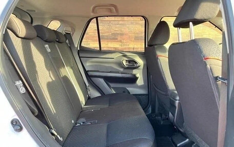 Toyota Raize I, 2023 год, 1 190 060 рублей, 8 фотография