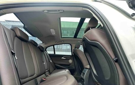 BMW 1 серия, 2021 год, 1 700 000 рублей, 14 фотография