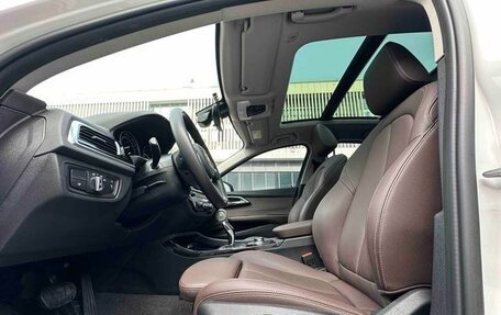 BMW 1 серия, 2021 год, 1 700 000 рублей, 11 фотография