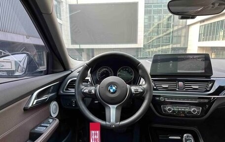 BMW 1 серия, 2021 год, 1 700 000 рублей, 8 фотография