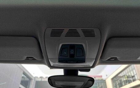 BMW 1 серия, 2021 год, 1 700 000 рублей, 16 фотография