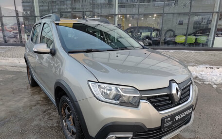 Renault Sandero II рестайлинг, 2019 год, 1 035 000 рублей, 3 фотография