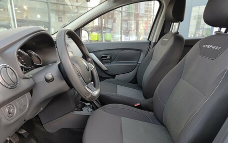 Renault Sandero II рестайлинг, 2019 год, 1 035 000 рублей, 16 фотография