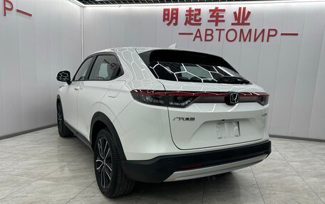 Honda Vezel, 2022 год, 2 253 000 рублей, 6 фотография