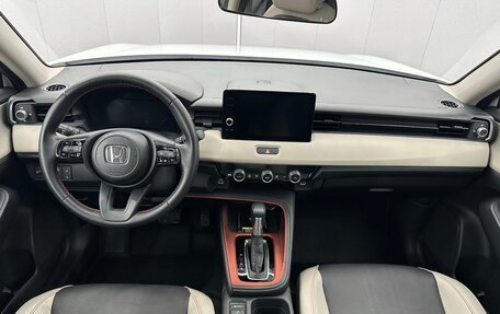 Honda Vezel, 2022 год, 2 253 000 рублей, 7 фотография