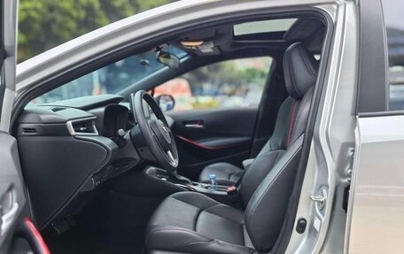 Toyota Corolla, 2021 год, 1 300 009 рублей, 10 фотография