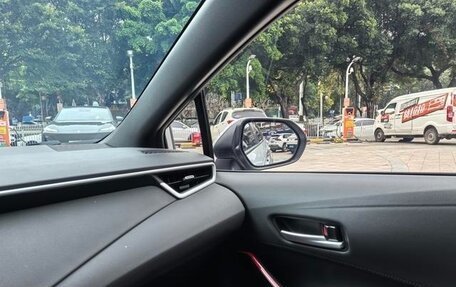 Toyota Corolla, 2021 год, 1 300 009 рублей, 21 фотография