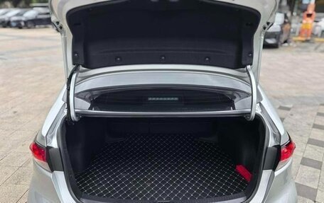 Toyota Corolla, 2021 год, 1 300 009 рублей, 25 фотография