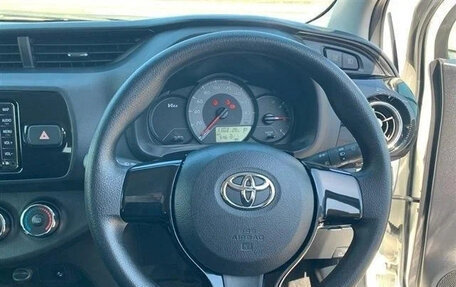 Toyota Vitz, 2020 год, 790 060 рублей, 12 фотография