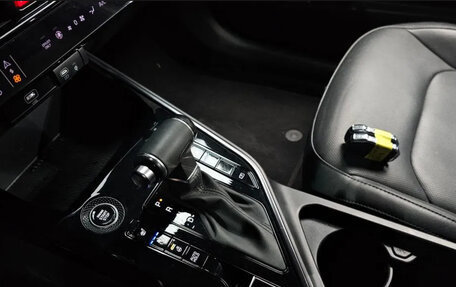 KIA Niro, 2022 год, 1 940 077 рублей, 11 фотография