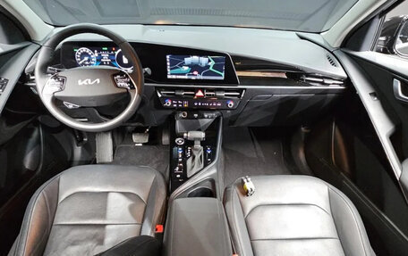 KIA Niro, 2022 год, 1 940 077 рублей, 7 фотография