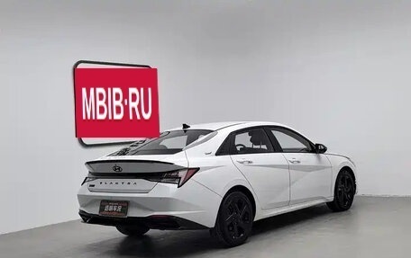 Hyundai Elantra, 2023 год, 1 300 010 рублей, 3 фотография