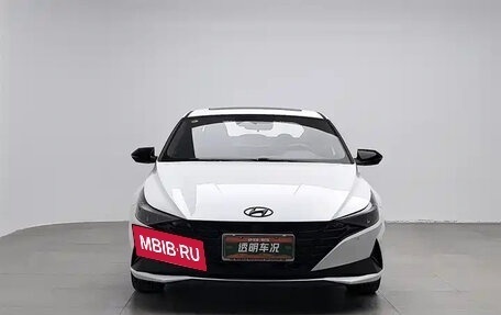 Hyundai Elantra, 2023 год, 1 300 010 рублей, 2 фотография