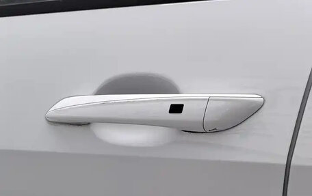 Hyundai Elantra, 2023 год, 1 300 010 рублей, 15 фотография