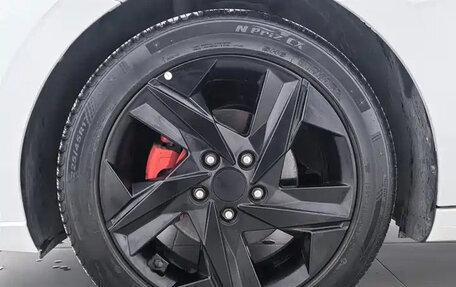 Hyundai Elantra, 2023 год, 1 300 010 рублей, 23 фотография
