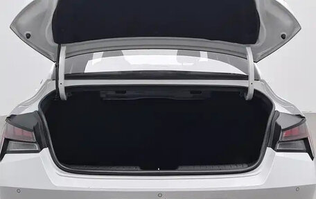 Hyundai Elantra, 2023 год, 1 300 010 рублей, 24 фотография